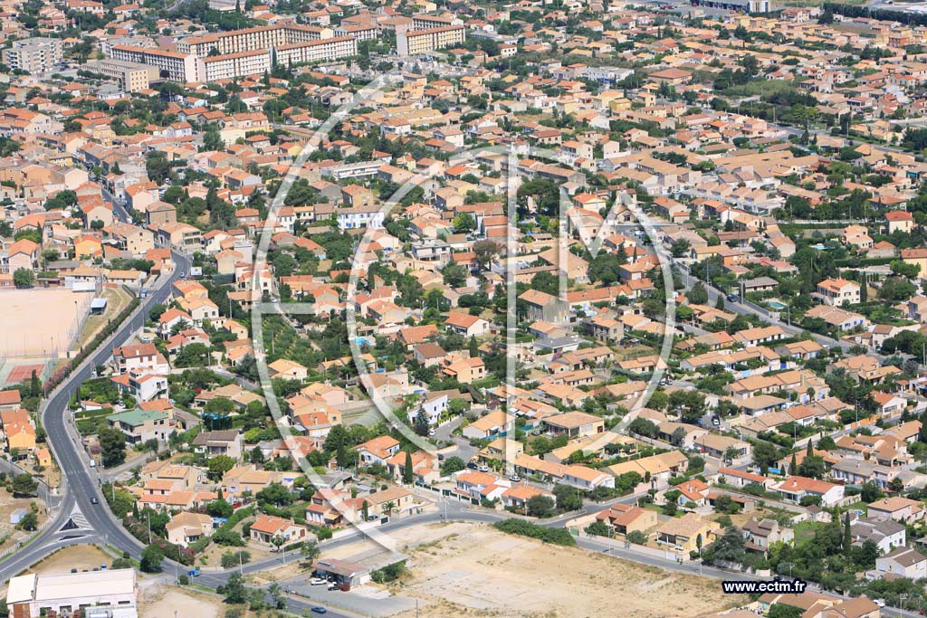 Photo arienne de Chateauneuf les Martigues