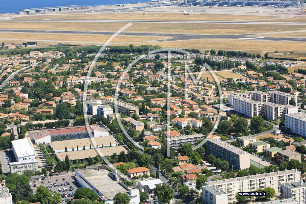 Photo arienne de Marignane