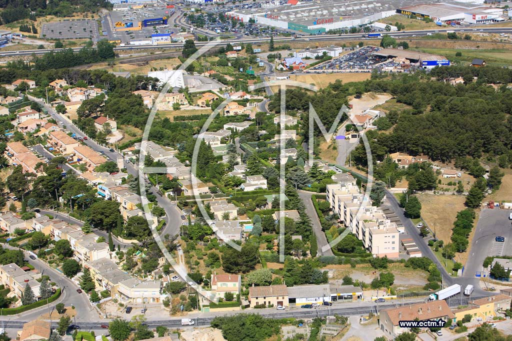 Photo arienne de Septemes les Vallons