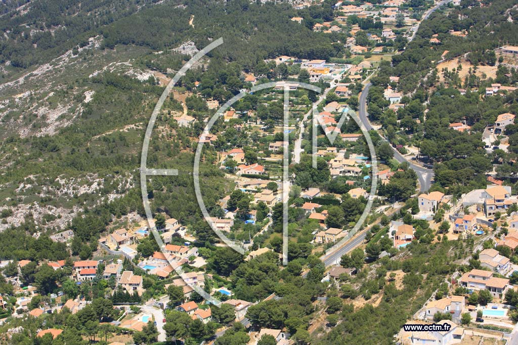 Photo arienne de Ensues la Redonne