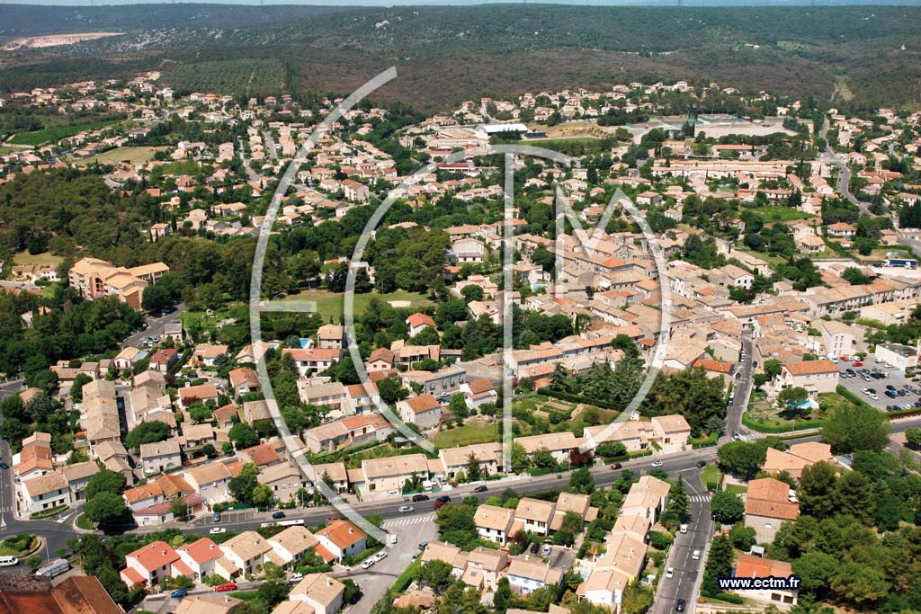 Photo arienne de Saint gely du fesq