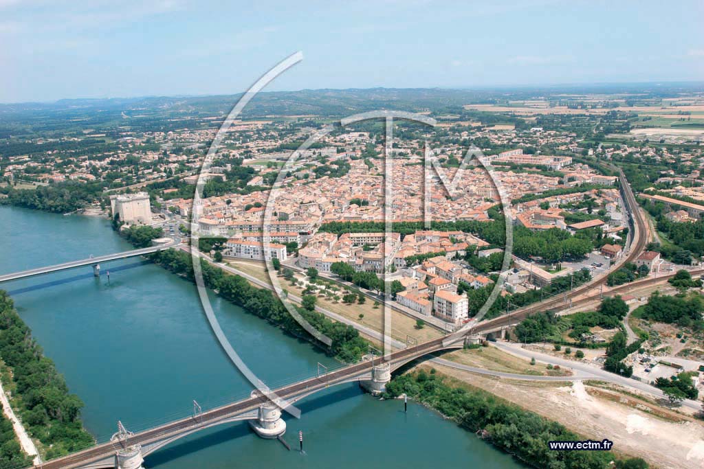 Photo arienne de Tarascon