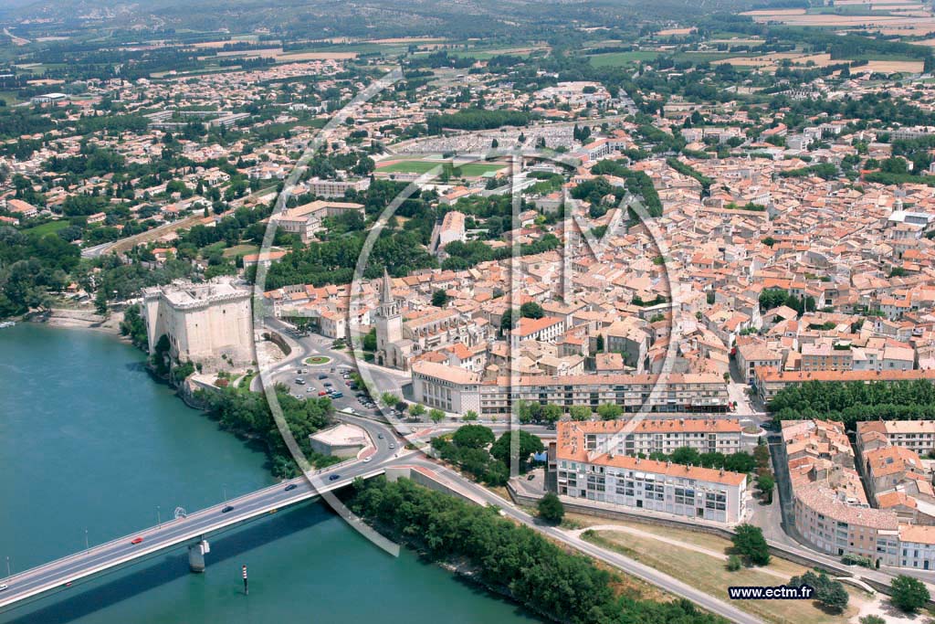 Photo arienne de Tarascon