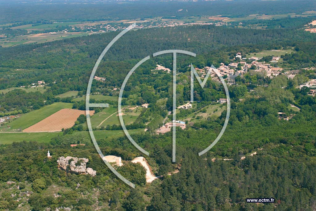Photo arienne de Saint Victor Des Oules