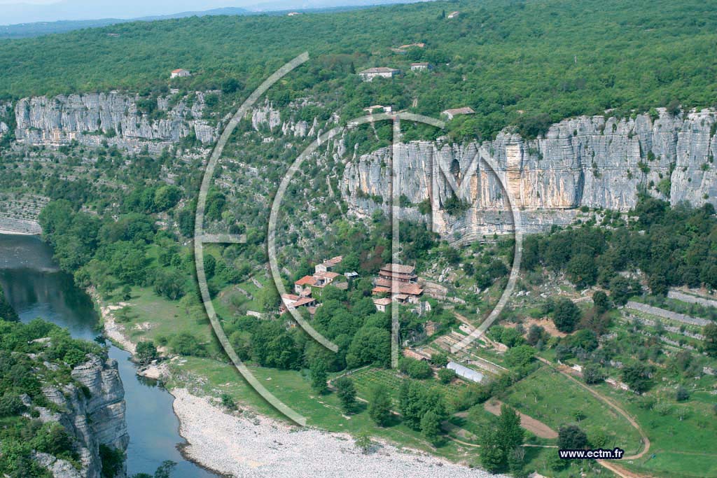 Photo arienne de Le Vieil Audon