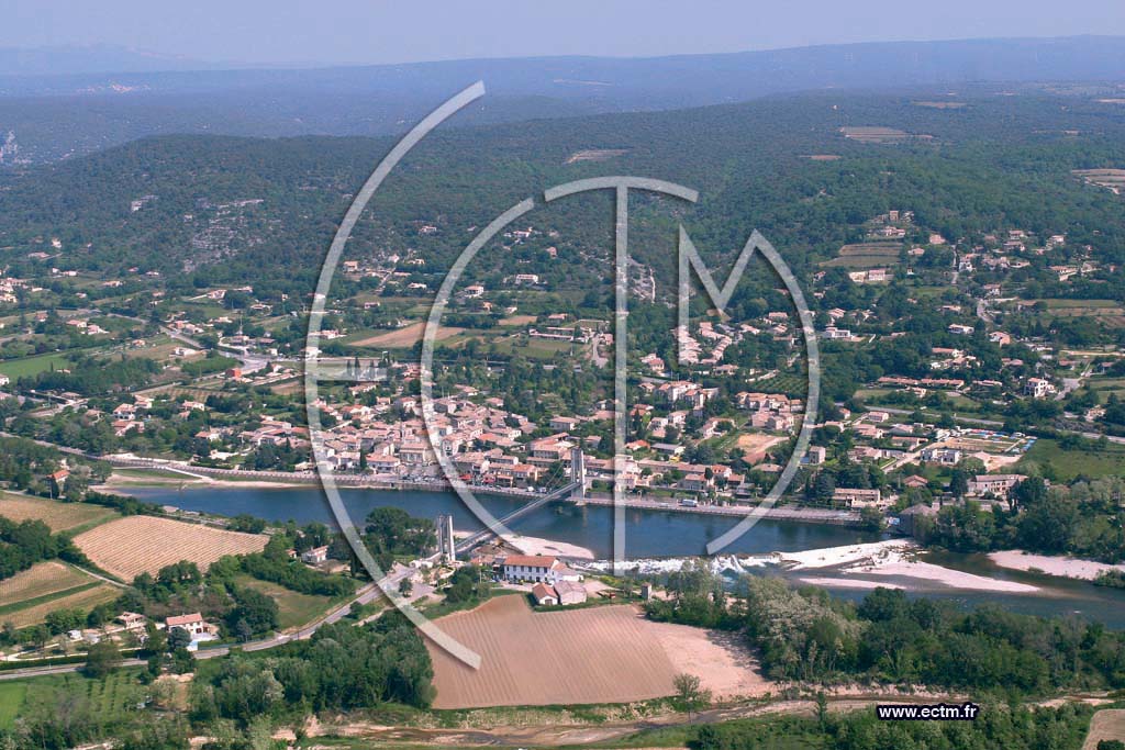 Photo arienne de Saint Marcel d'Ardeche