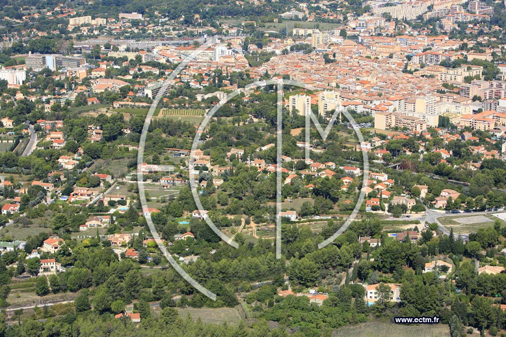 Photo arienne de Aubagne