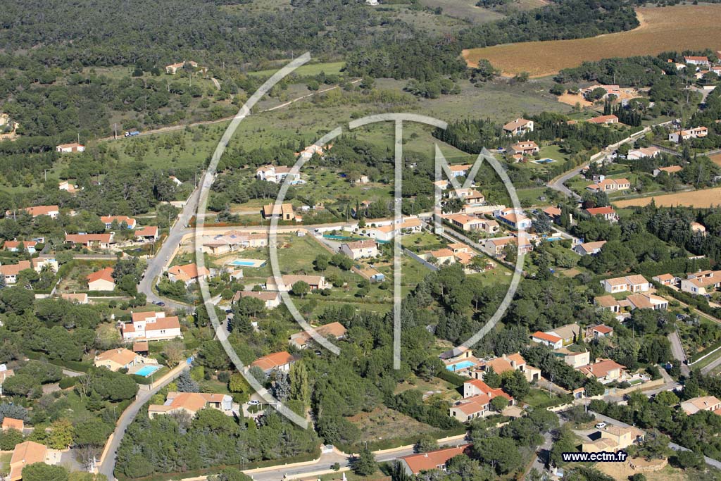 Photo arienne de Malves En Minervois