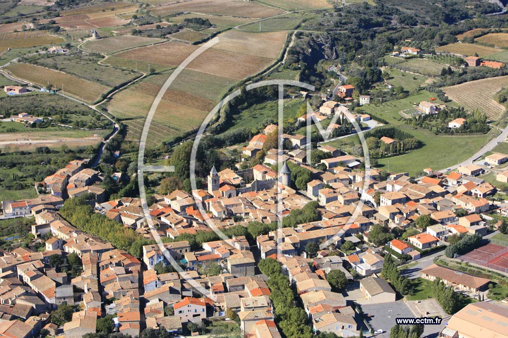 Photo arienne de Villeneuve Minervois