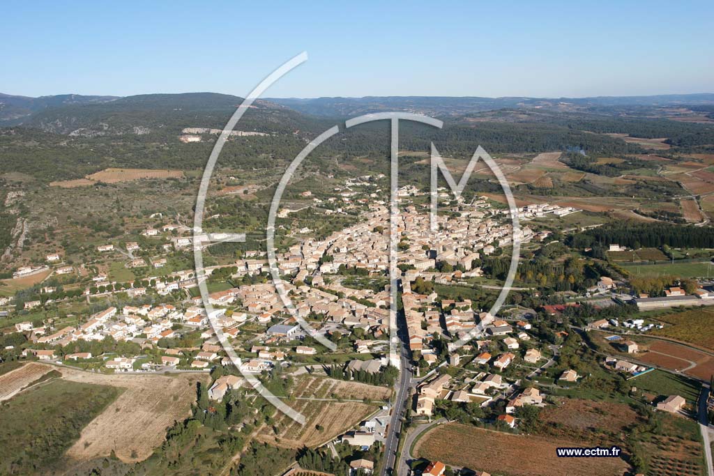 Photo arienne de Caunes Minervois