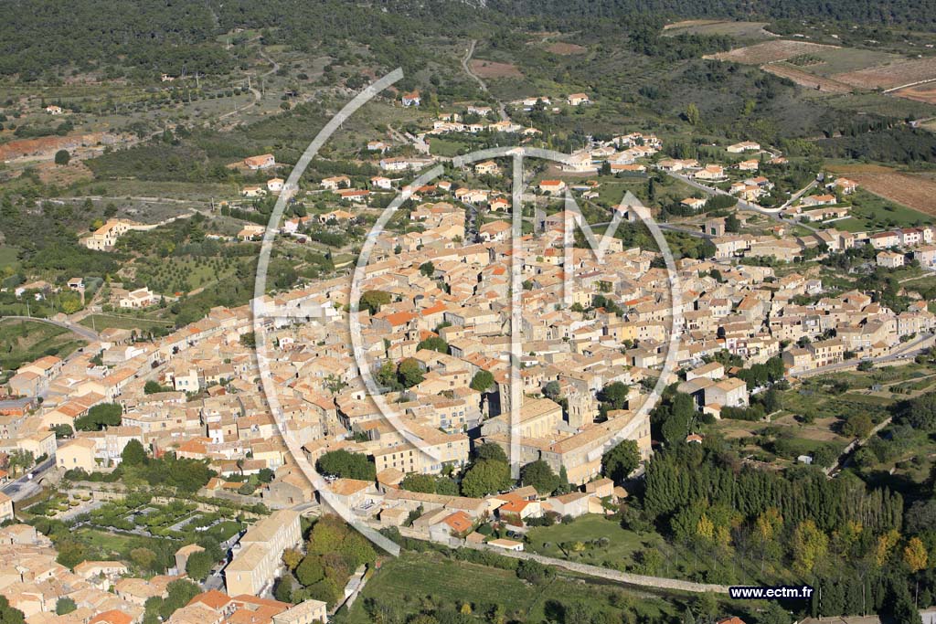 Photo arienne de Caunes Minervois