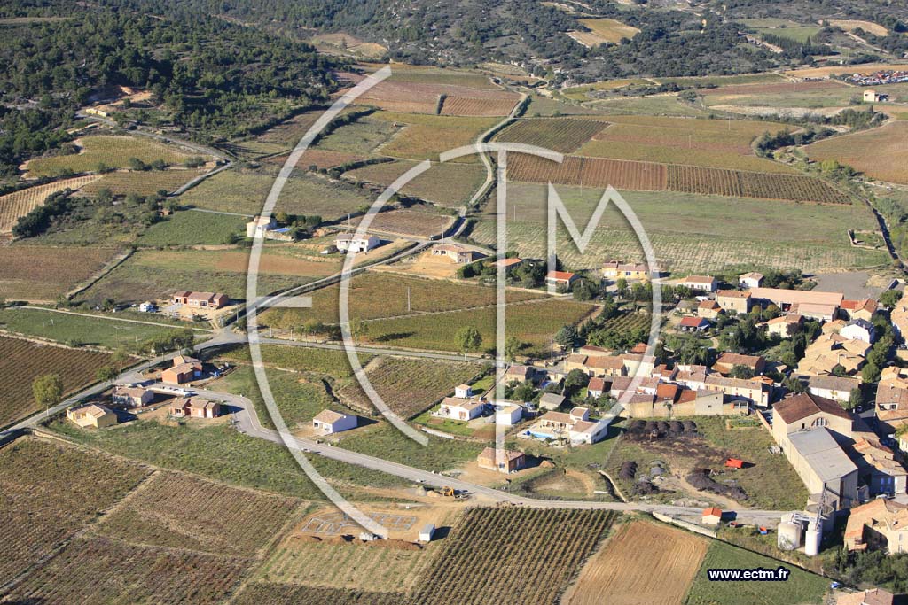 Photo arienne de Felines Minervois