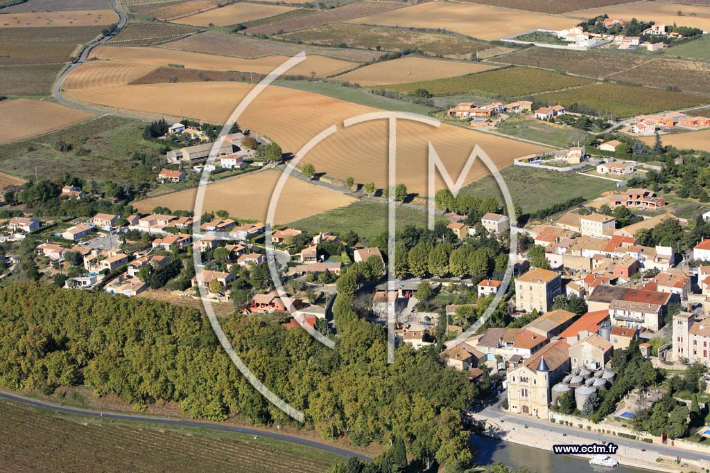 Photo arienne de Ventenac en Minervois