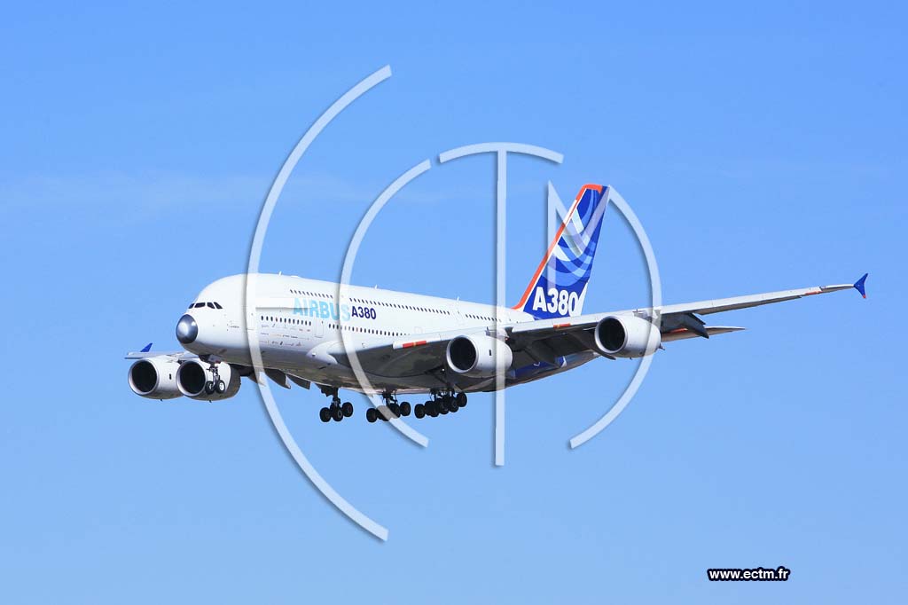 Photo arienne de Airbus A380