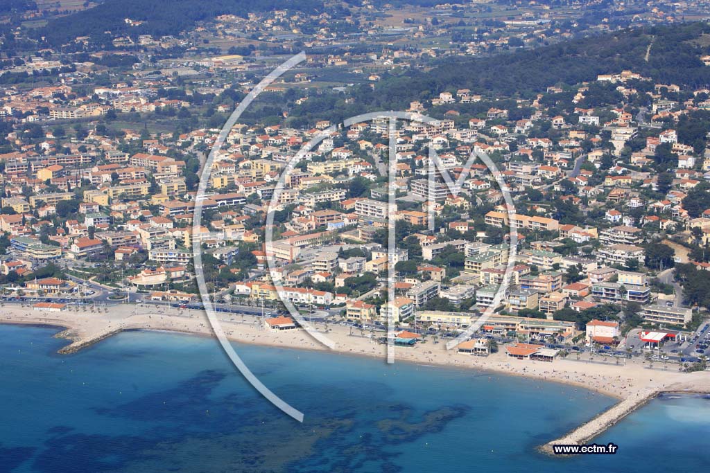 Photo arienne de Sanary sur Mer