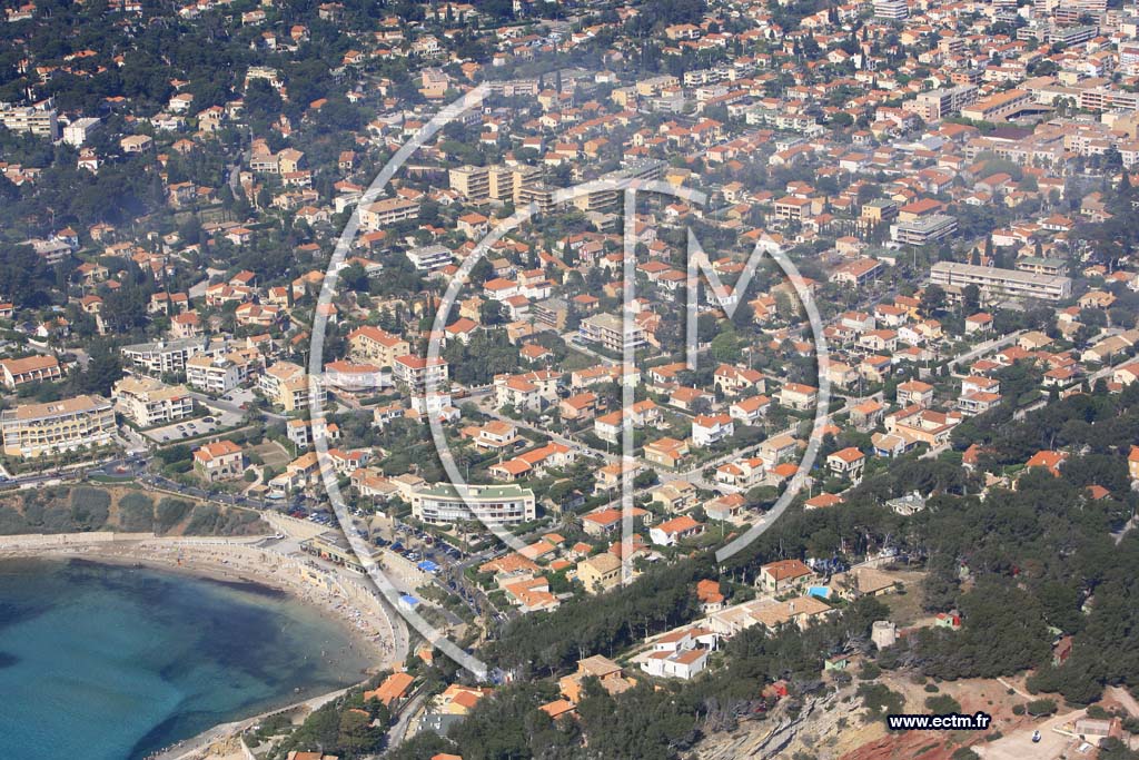 Photo arienne de Sanary sur Mer