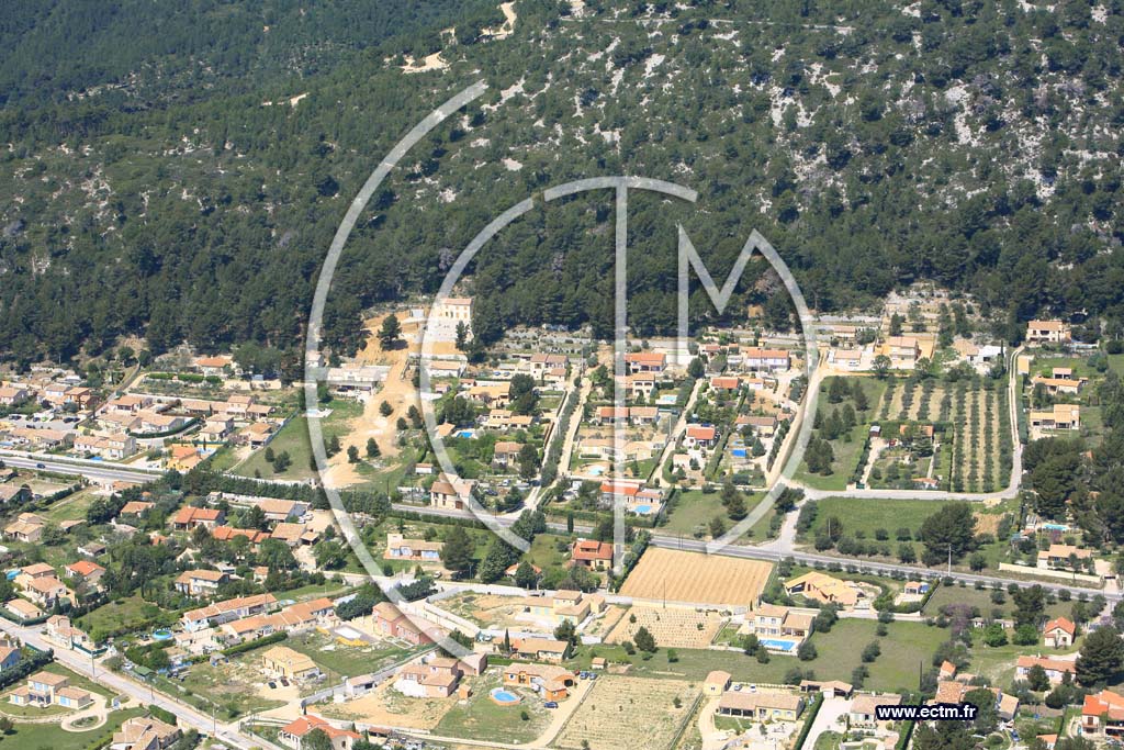 Photo arienne de Cuges les Pins