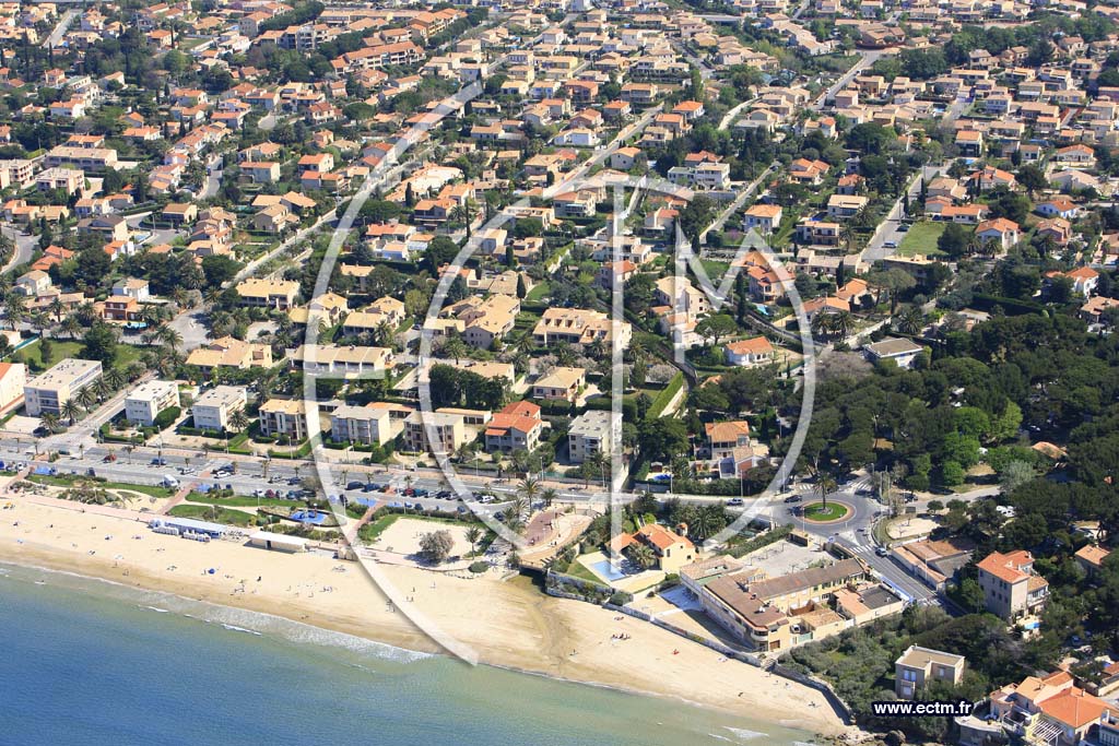 Photo arienne de Saint Cyr sur Mer