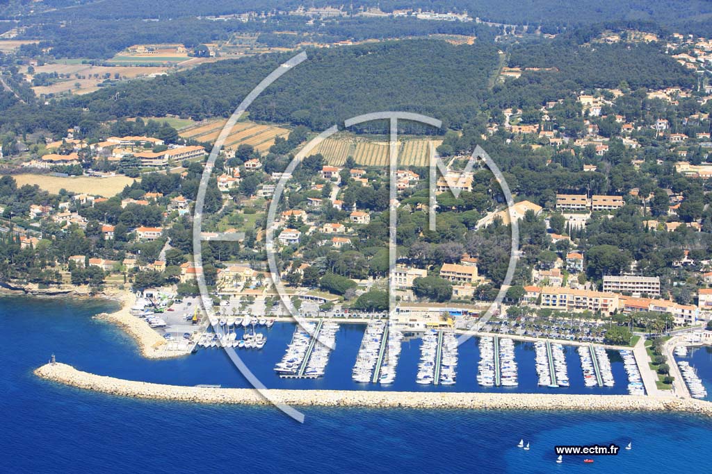 Photo arienne de Saint Cyr sur Mer