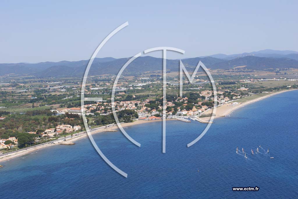 Photo arienne de Hyeres - l Ayguade