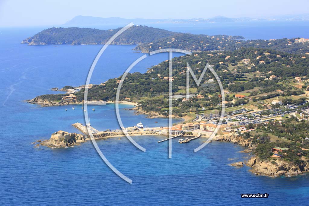 Photo arienne de Presqu ile de Giens - la Tour Fondue