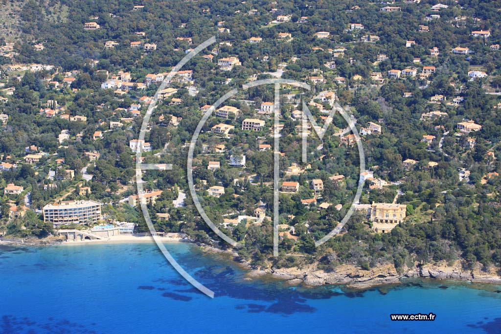 Photo arienne de Rayol Canadel sur Mer
