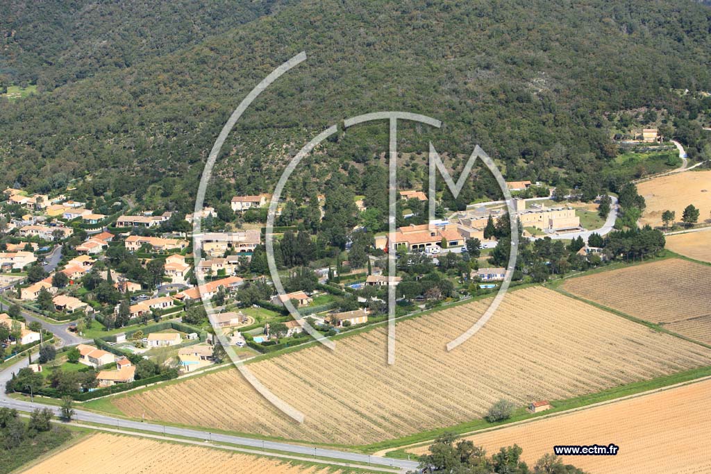 Photo arienne de La Mle - le Moulin Roux