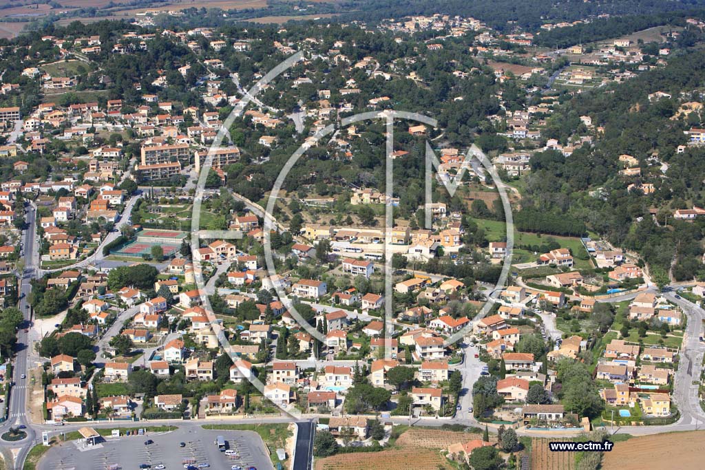 Photo arienne de Pierrefeu du Var