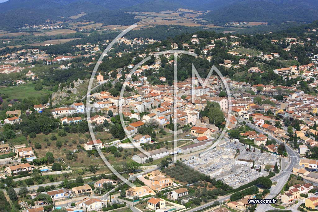 Photo arienne de Pierrefeu du Var