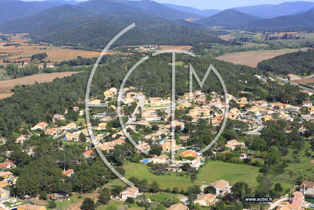 Photo arienne de Pierrefeu du Var
