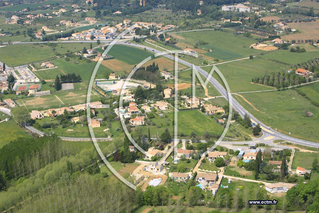 Photo arienne de Le Val