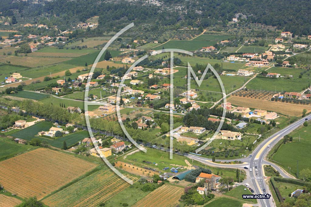 Photo arienne de Le Val