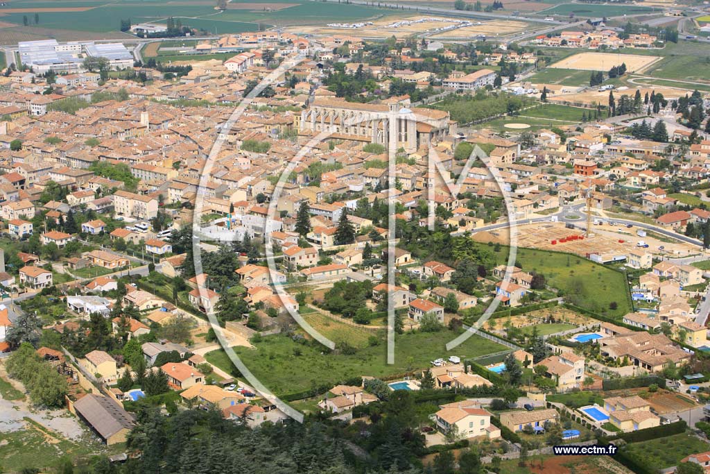 Photo arienne de Saint Maximin la Sainte Baume
