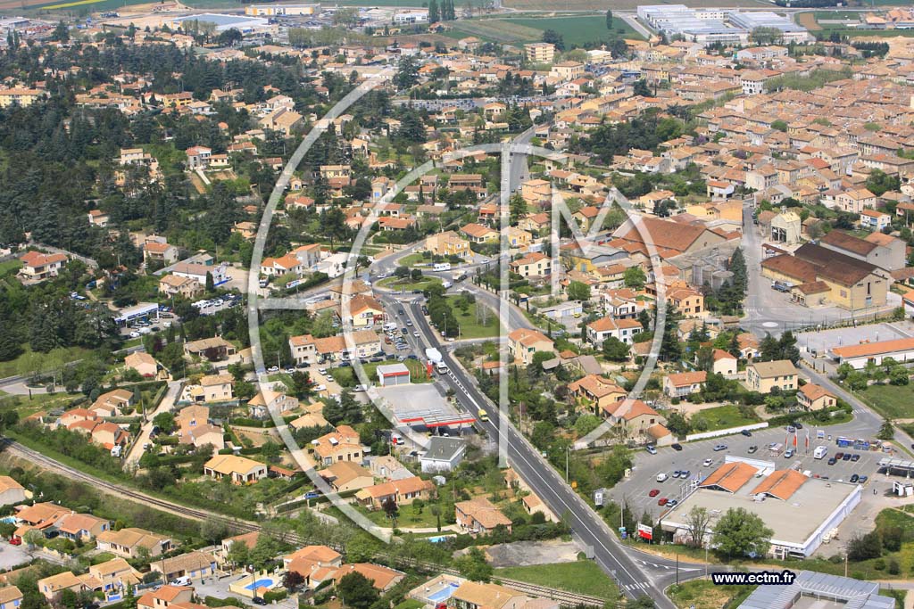 Photo arienne de Saint Maximin la Sainte Baume