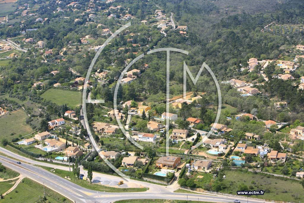 Photo arienne de Saint Maximin la Sainte Baume