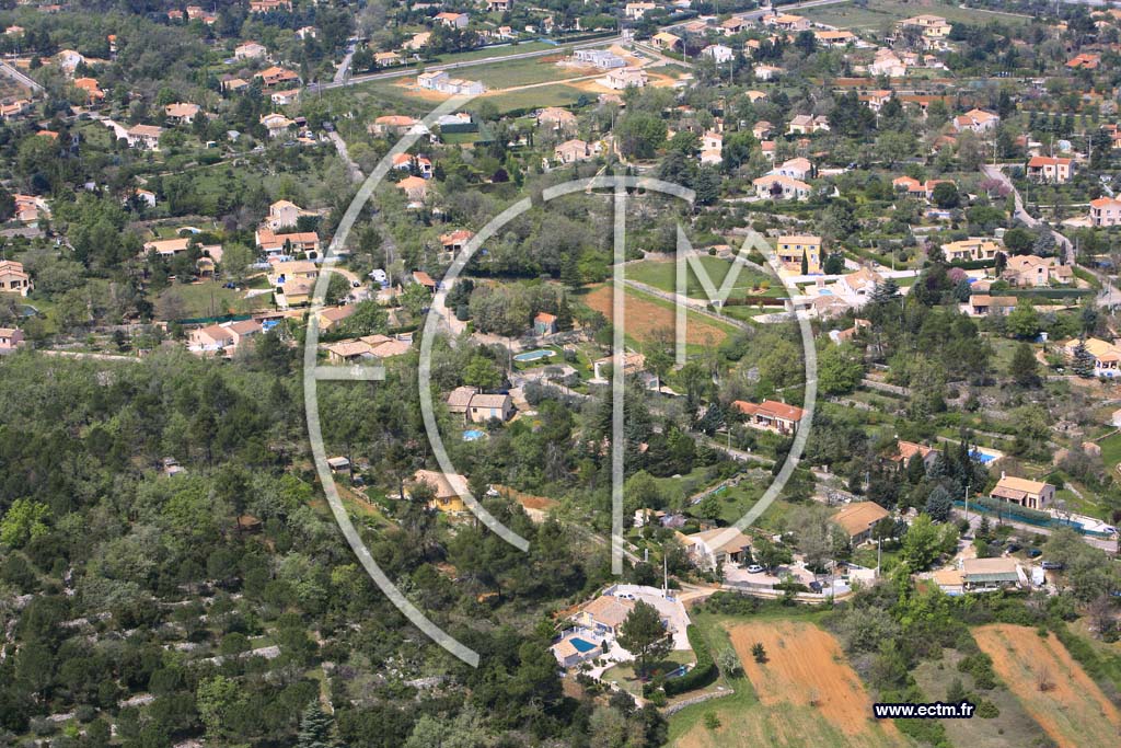 Photo arienne de Saint Maximin la Sainte Baume