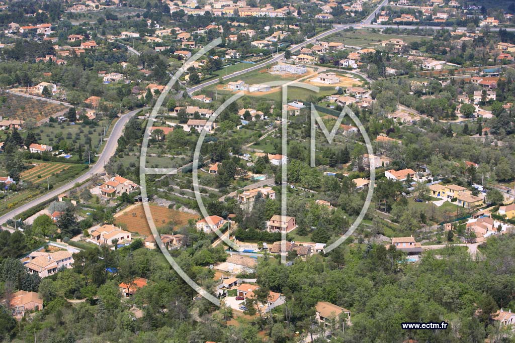 Photo arienne de Saint Maximin la Sainte Baume
