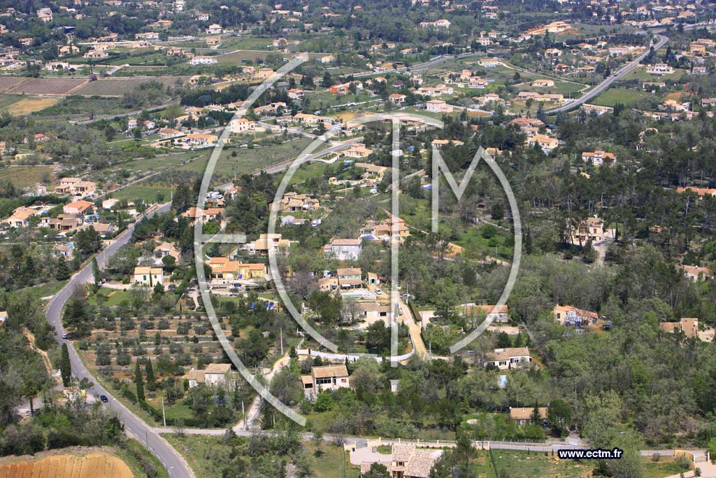 Photo arienne de Saint Maximin la Sainte Baume
