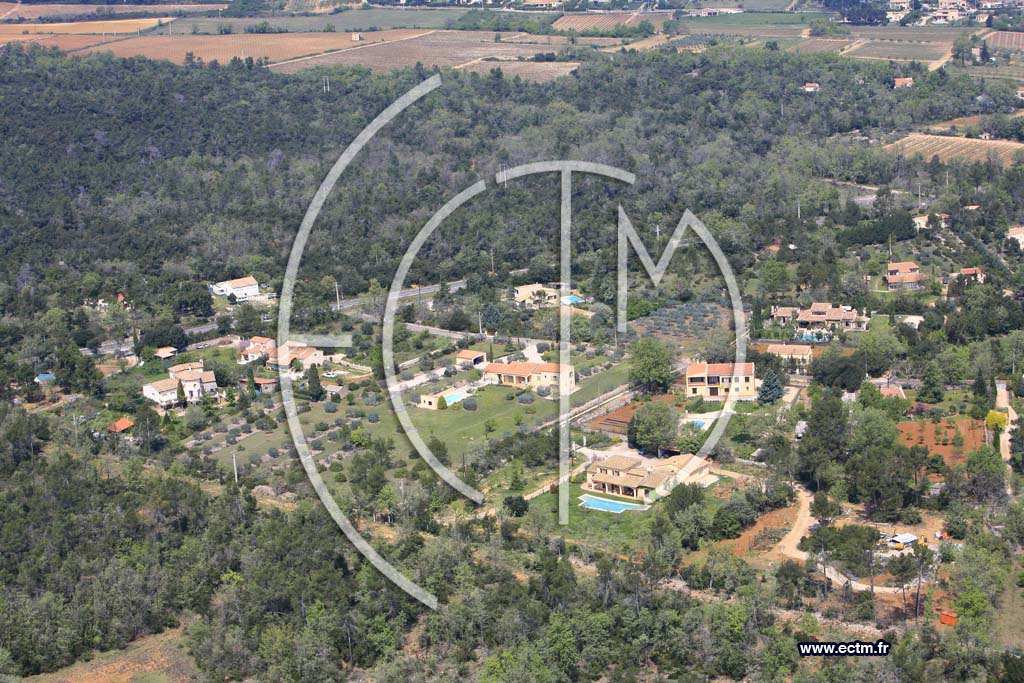 Photo arienne de Saint Maximin la Sainte Baume