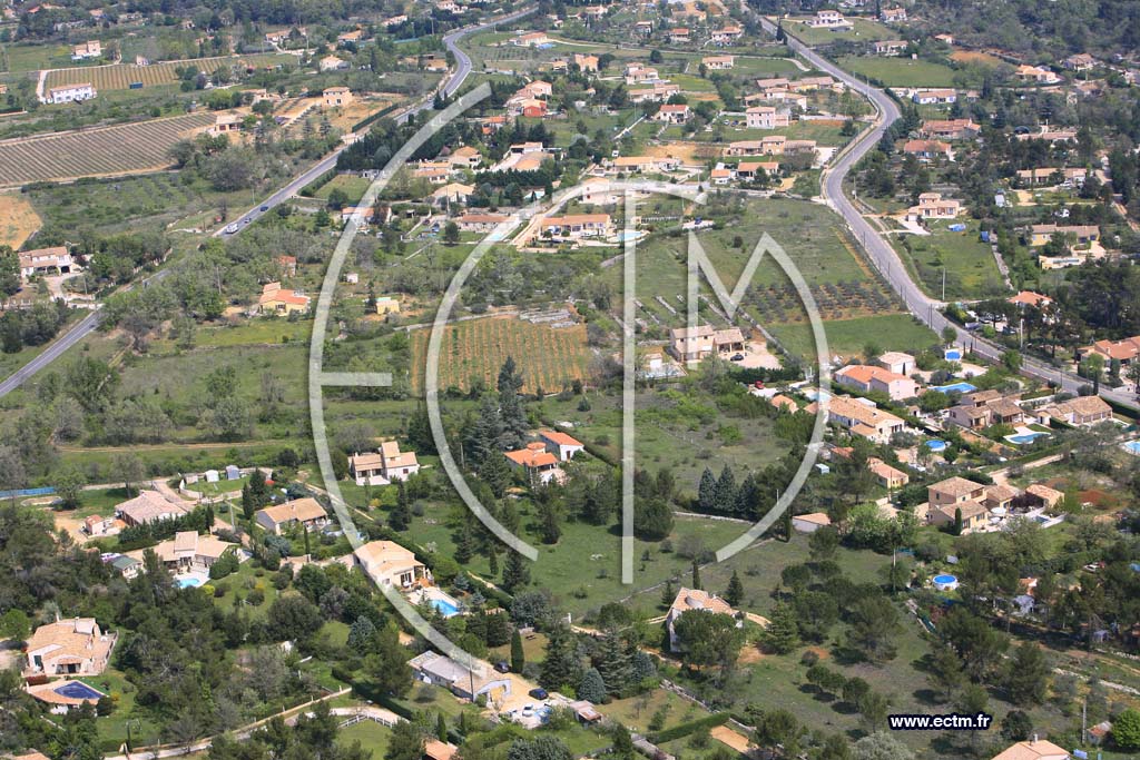 Photo arienne de Saint Maximin la Sainte Baume
