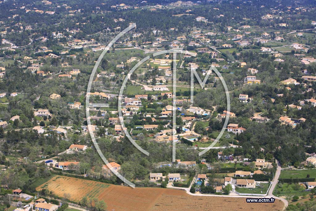 Photo arienne de Saint Maximin la Sainte Baume