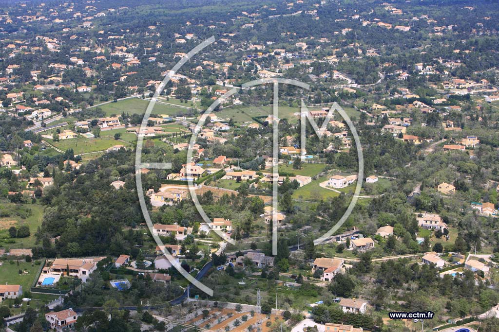 Photo arienne de Saint Maximin la Sainte Baume