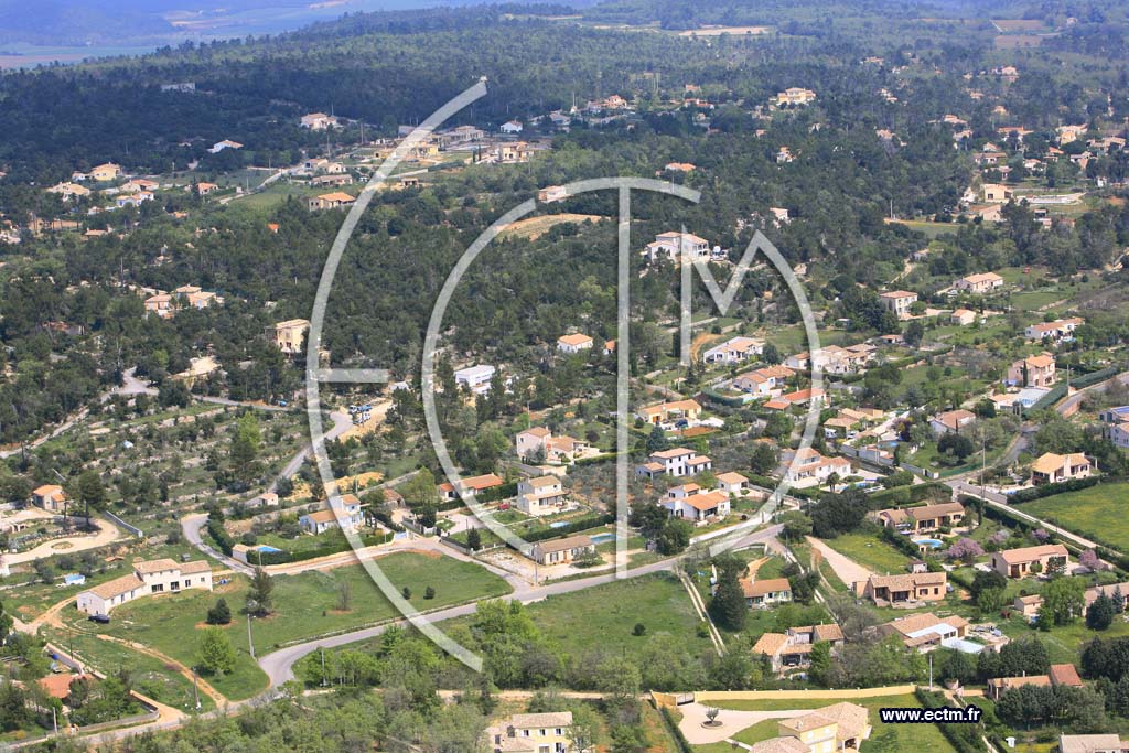 Photo arienne de Saint Maximin la Sainte Baume