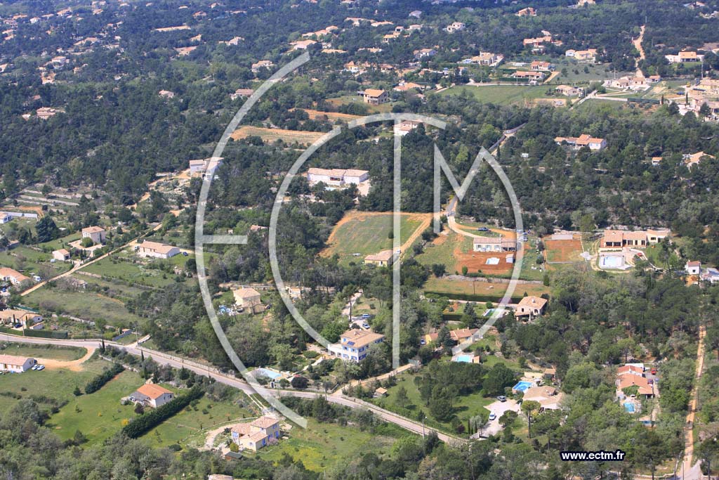 Photo arienne de Saint Maximin la Sainte Baume