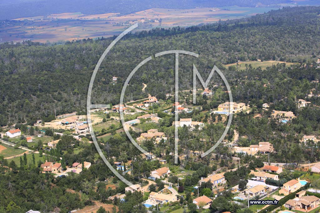 Photo arienne de Saint Maximin la Sainte Baume