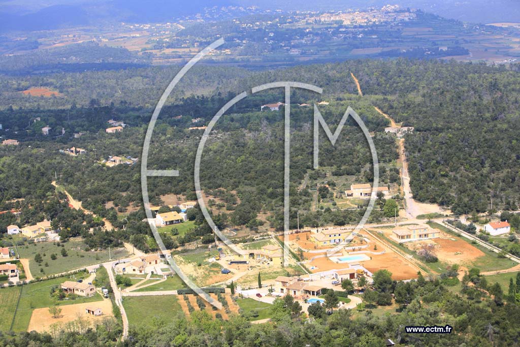 Photo arienne de Saint Maximin la Sainte Baume