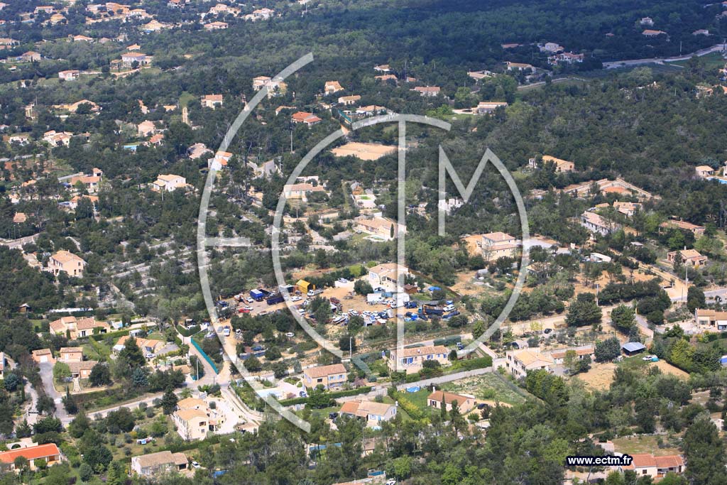 Photo arienne de Saint Maximin la Sainte Baume