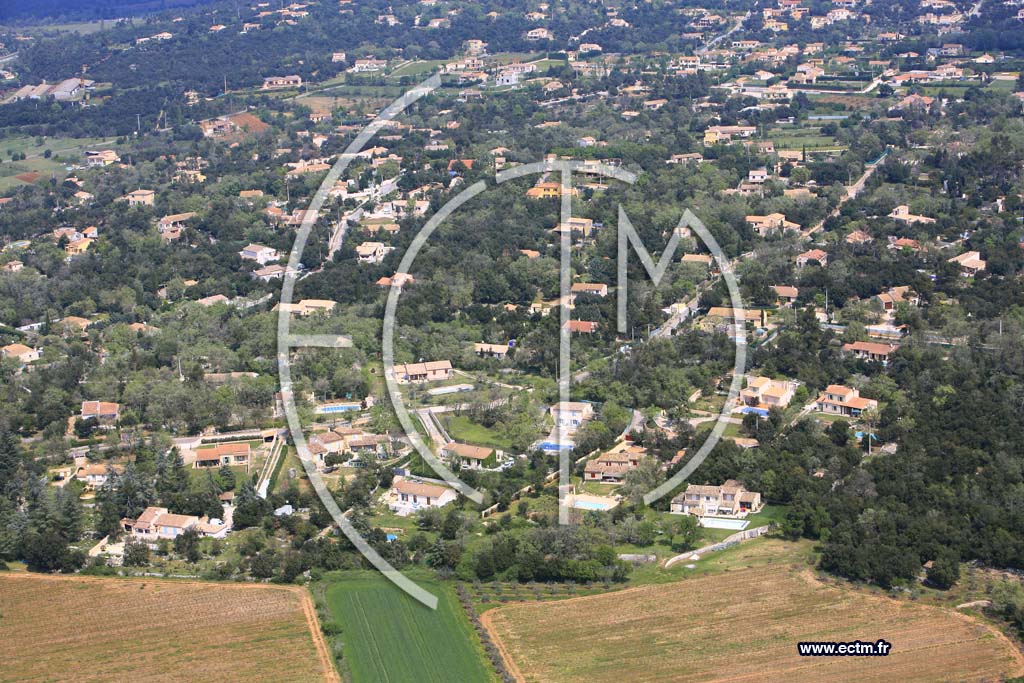 Photo arienne de Saint Maximin la Sainte Baume