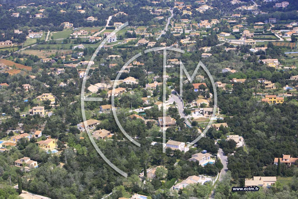 Photo arienne de Saint Maximin la Sainte Baume