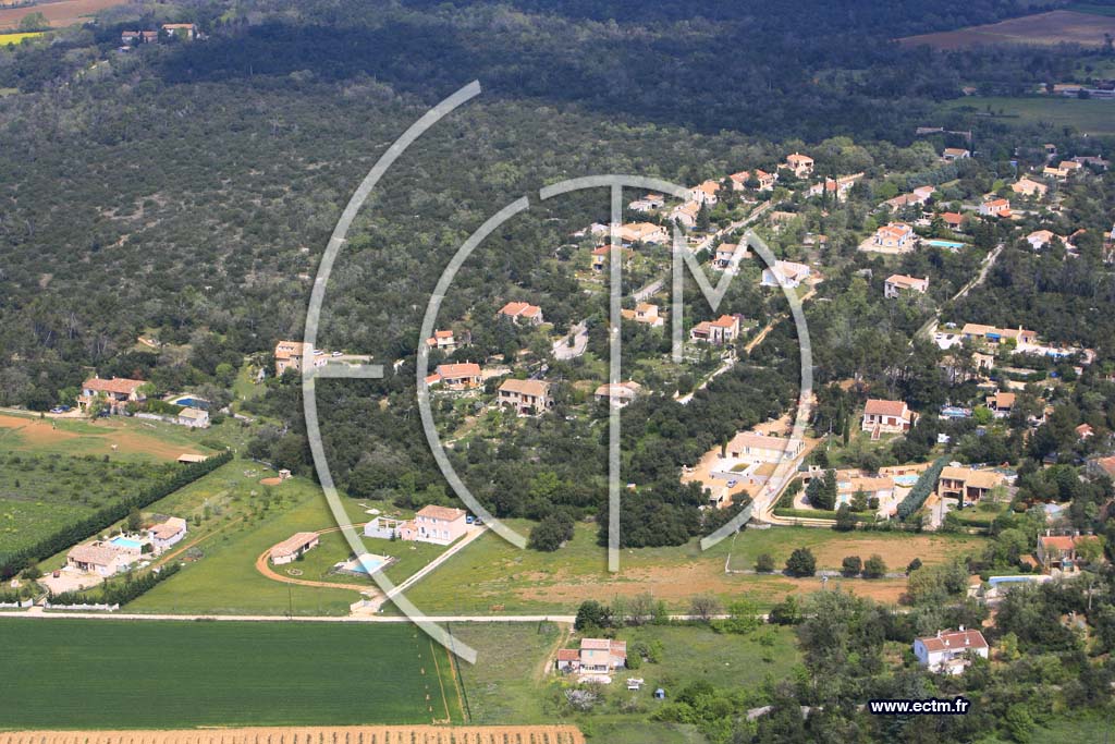 Photo arienne de Saint Maximin la Sainte Baume